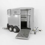 Ifor Williams Reboque para cavalos HB403-1,5er-plata-Novo