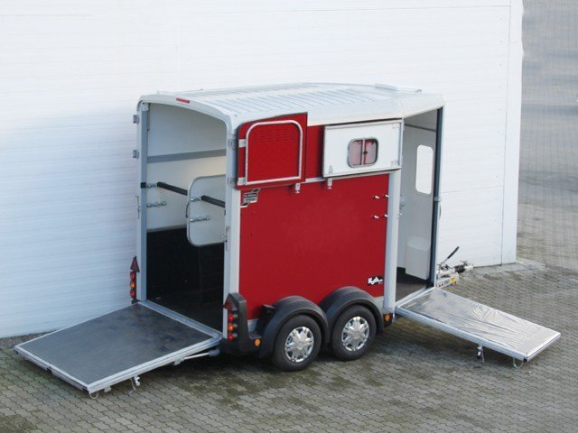 Ifor Williams Reboque para cavalos HB506-Saída frontal-rojo-Novo
