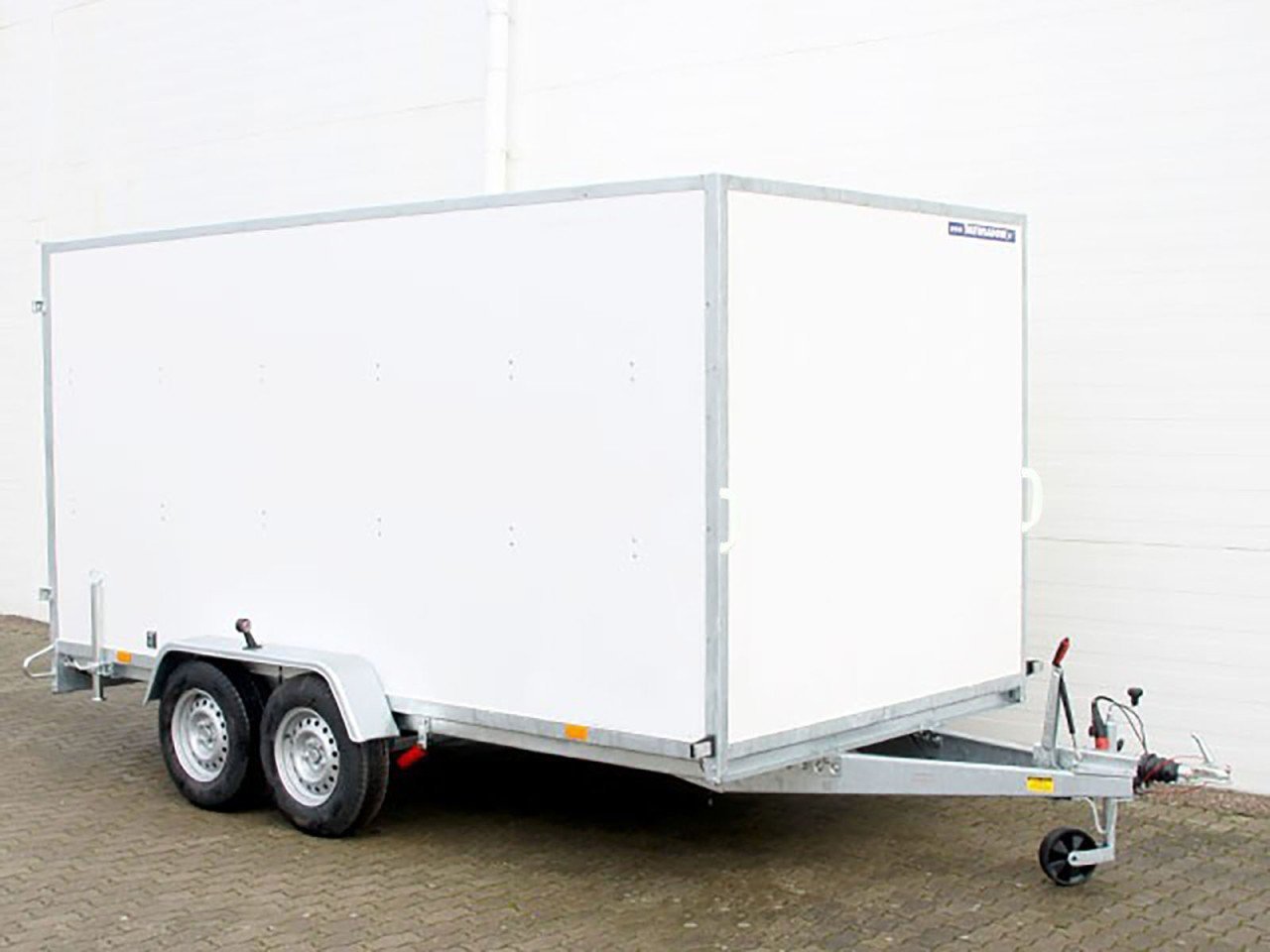 Blyss Reboque fechado 200x400cm Altura:190cm 2,7t, 100km/h, Rampa, SW-Novo