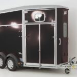 Ifor Williams Reboque para cavalos HB511-preto-Saída frontal-Novo
