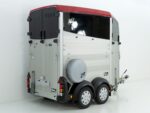 Ifor Williams Reboque para cavalos HBX 403-Saída frontal-novo modelo-rojo-Novo - Image 4