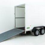 Unsinn Reboque fechado UKU 157x305cm Altura:194cm 2,0t, Rampa-Novo